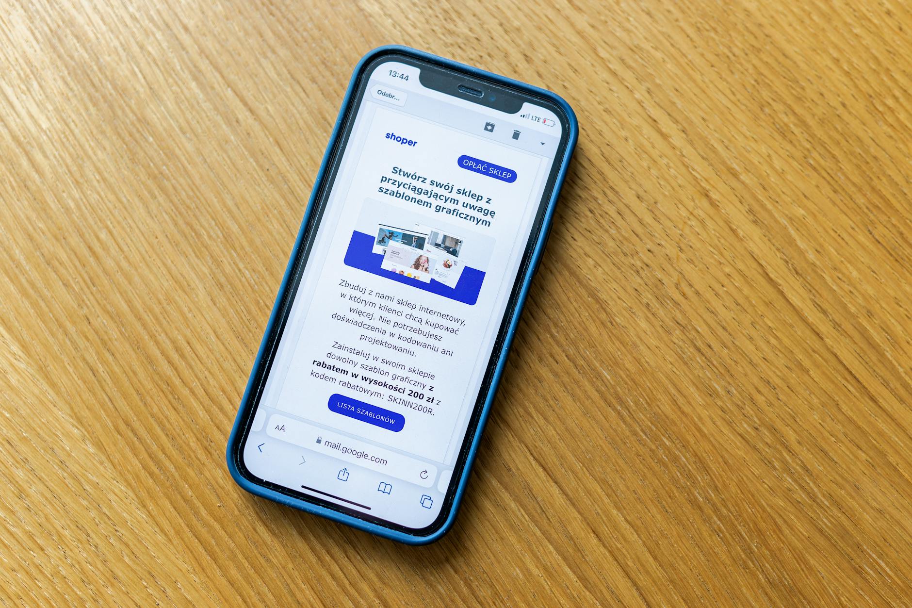 Chrome 官方下载页面与简洁的安装程序界面